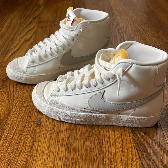 Nike Blazer Mid 77 Vintage Women’s sneakers - Picture 1 of 10